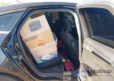 2014 Ford Fusion Se z USA, uszkodzony, nr VIN 3FA6P0H97ER235887